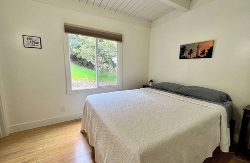 Belmont Bed & Breakfast | Quiet Garden Oasis | Sunset View | Parking | 1/1
