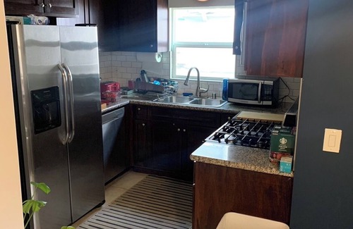 Atwater Village House | Quiet Gateway in Relaxing Neighborhood