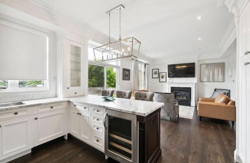 Applewood House | Quiet Getaway Perfect for Families and Retreats