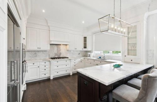 Applewood House | Quiet Getaway Perfect for Families and Retreats