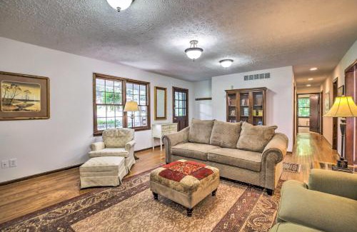 Acworth House | Quiet Home with Fire Pit - 1 Mi to Downtown Acworth!
