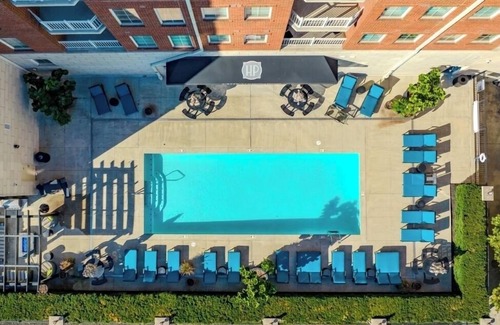Scioto Mile Apartment | Quiet King Size with City Views