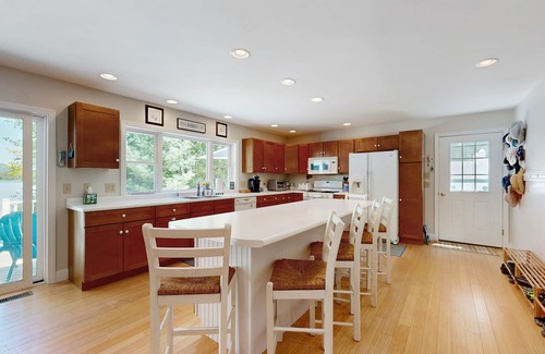 The Bays House | Quiet lakefront home w/private beach, dock, screened porch and stunning views