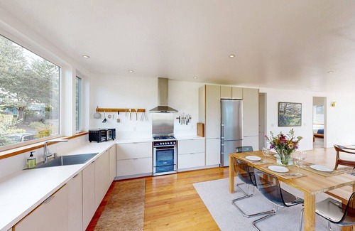 Neahkahnie Beach House | Quiet, modern home with beautiful views - within walking distance to beach