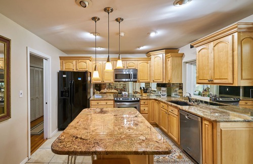 Sanford House | Quiet neighborhood close to Downtown Sanford