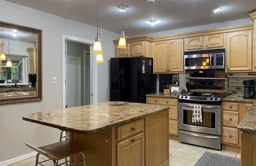 Sanford House | Quiet neighborhood close to Downtown Sanford