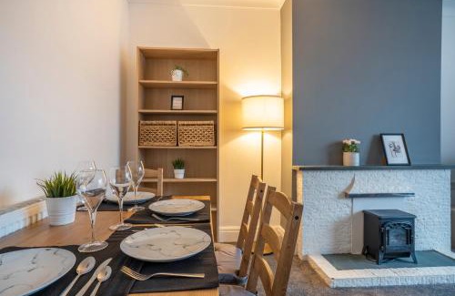 Bispham Apartment | Quiet Neighborhood-Free Parking