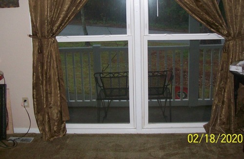 Augusta House | Quiet Neighborhood in a Central Location