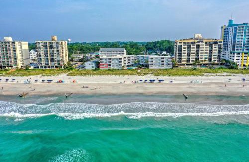 Crescent Beach Apartment | Quiet Oceanfront Getaway in North Myrtle!