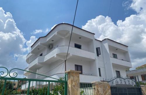 Tirana Apartment | Quiet one bedroom apartament- Dajti view