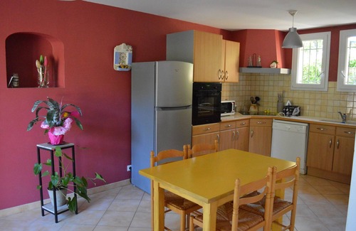 St.-Remy-de-Provence House | Quiet, pleasant detached 3* house with garden 5 mins walk from the town center
