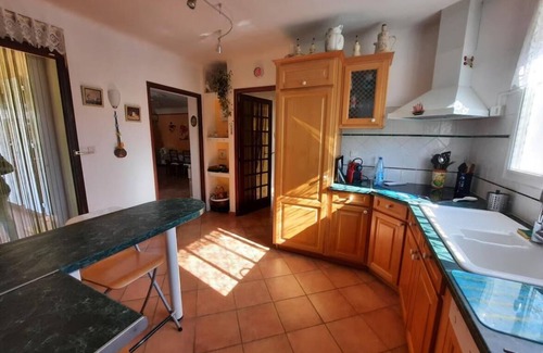 St.-Remy-de-Provence House | Quiet Provencal villa with large garden
