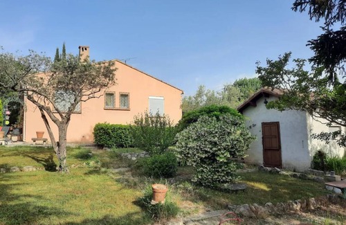 St.-Remy-de-Provence House | Quiet Provencal villa with large garden