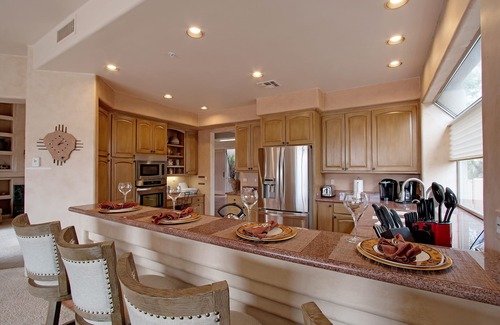 Pinnacle Peak House | Quiet Retreat Located in the Boulders: You Won't Want to Leave!