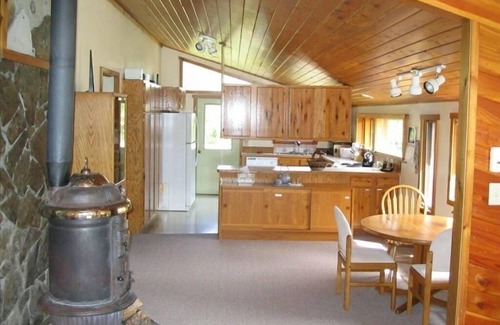 Whitefish House | Quiet Retreat on Hanson Doyle Lake 15 Minutes from Whitefish