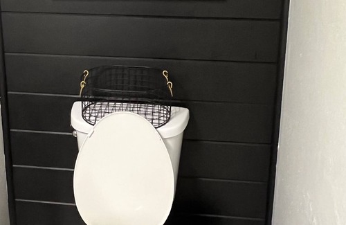 Banning Cabin | Quiet rural studio