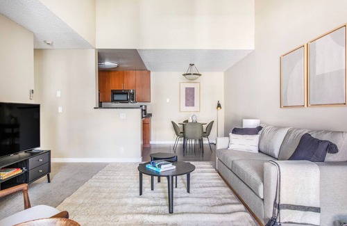 Santa Clara Apartment | Quiet Santa Clara 1BR w/W/D, Parking, walk Downtown, by Blueground
