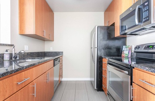 Santa Clara Apartment | Quiet Santa Clara 1BR w/W/D, Parking, walk Downtown, by Blueground