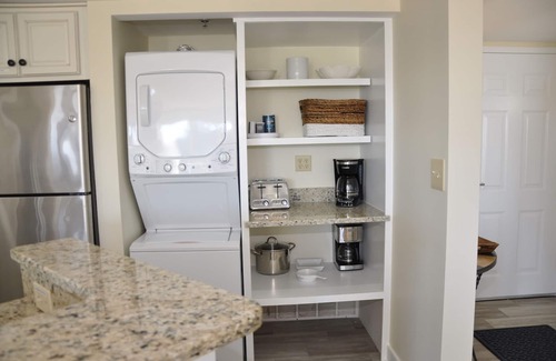Palmetto Dunes Condo | Quiet Updated End unit 3526 Ocean Views Bldg 3 with 2 elevators, Beachy decor,