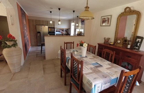 La Londe-les-Maures Villa | Quiet villa with private pool in large park (2.5 ha) close to the sea