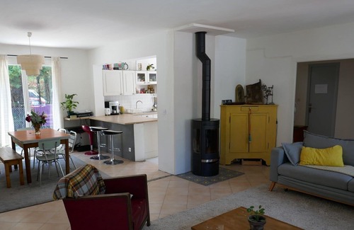Grabels Villa | Quiet villa near Montpellier between Sea and River