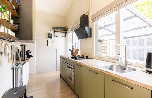 Dirkshorn House | Quietly located house with outdoor sauna
