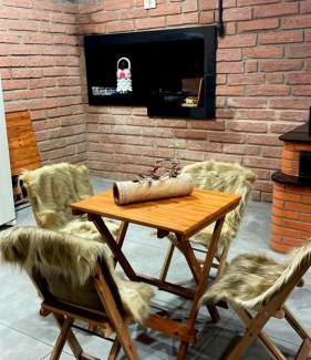 Garibaldi Ski Chalet | Quiosque do aconchego