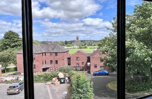 Worcester Apartment | Quirky, Newly Converted Flat