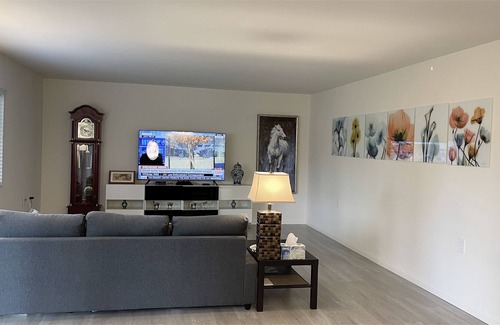 Laguna Woods Condo | ⛳ Quite and Convenient condominium in the 55+ community, 10 min to Laguna beach