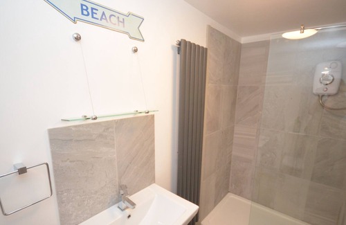 Sheringham Cottage | Quitely Located In Heart Of This Bustling Seaside Town