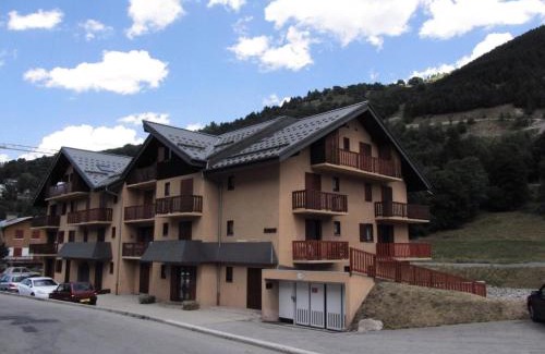 Valloire Apartment | Résidence Altair - Studio 2 cabines 4 personnes exposé Nord MAE-2994