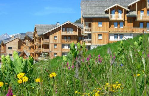 Montgenevre Apartment | Résidence Club mmv Le Hameau des Airelles *