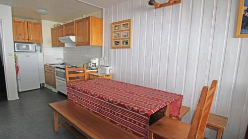 Puy-Saint-Vincent Apartment | Résidence Cortina 3 - C3302 - APPT T2 CABINE - BALCON - 6 PERSONNES MAE-8564