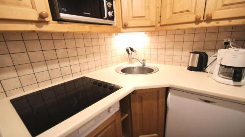 Puy-Saint-Vincent Apartment | Résidence Dame Blanche - DBA325 - APPT 1 CHAMBRE + CABINE - BALCON - 6 PERSONNES - Secteur 1800 MAE-2934