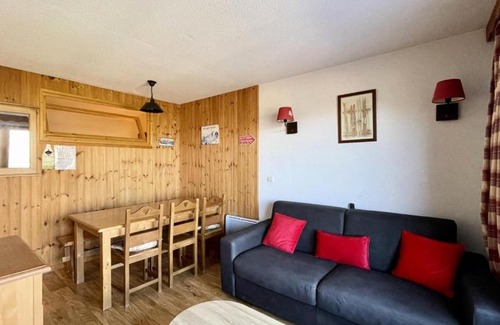 Puy-Saint-Vincent Apartment | Résidence Dame Blanche - DBA122 – APPT 1 CHAMBRE + CABINE - BALCON - 6 PERSONNES - Secteur 1800 MAE-2634