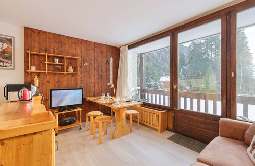 Chamonix-Mont-Blanc Apartment | Résidence Devouassoux F ski in/ski out, Argentière (Chamonix), France