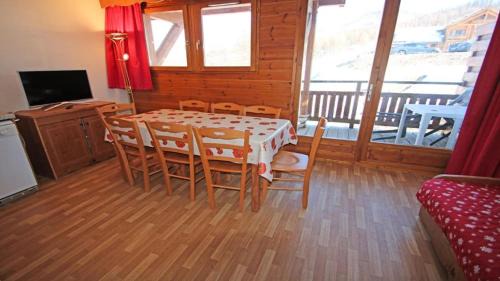 Puy-Saint-Vincent Apartment | Résidence Hameau Des Ecrins - HEC112 - APPARTEMENT 6 PERSONNES, SECTEUR 1700M MAE-8994