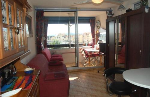 Leucate Apartment | Résidence Karukera - STUDIO 2 PERSONNES 3 couchages PORT LEUCATE MAE-6424
