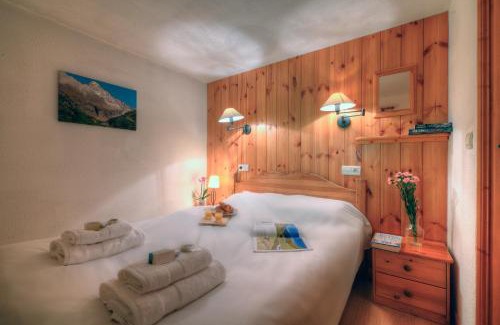 Argentiere Apartment | Résidence Le Cristal - Grands Montets 21 - Happy Rentals