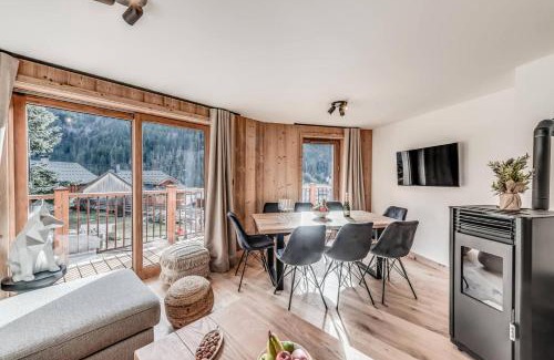 Champagny-en-Vanoise Apartment | Résidence Le Grand Bouquetin - 3 Pièces pour 6 Personnes MAE-0004