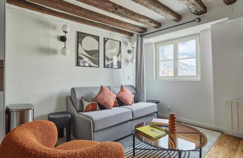 3rd Arrondissement Apartment | Résidence Le Marais by Studio prestige