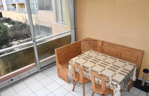 Leucate Apartment | Résidence Le Neptune - Deux pièces, 5 couchages, Port Leucate. Réf: 2NEP 122 MAE-5864