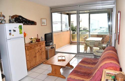 Leucate Apartment | Résidence Le Neptune - Deux pièces, 5 couchages, Port Leucate. Réf: 2NEP 122 MAE-5864