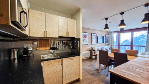 Flaine Apartment | Résidence Le Panoramic - Appartement spacieux · Départ et retour skis aux pieds · Piscine · Parking inclus · Spa MAE-6931