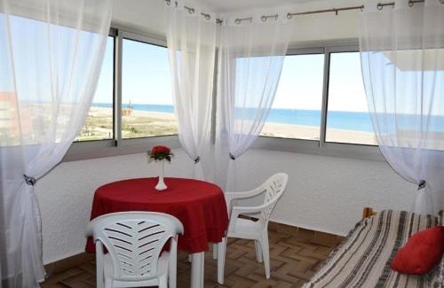 Port Leucate Apartment | Résidence Les Cyclades - STUDIO 4 PERSONNES 4 couchages PORT LEUCATE. Réf: 2CYC 38A MAE-4884