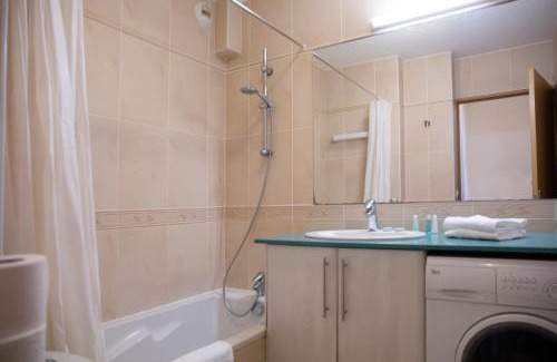 La Cote Radieuse Apartment | Résidence Les Flamants Roses
