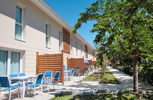 Hourtin Port Apartment | Résidence Odalys Référence Le Petit Pont by Interhome