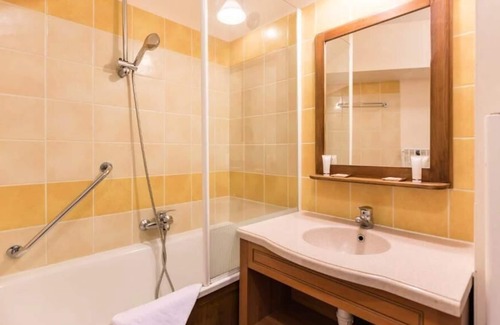 Ax-les-Thermes Apartment | Résidence Pierre & Vacances Les Trois Domaines*** - Apartment for 6 people - 1 bedroom + 1 sleeping area