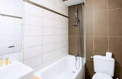 Bergers Apartment | Résidence Pierre & Vacances Les Bergers **** - Apartment 6 people - 1 bedroom + 1 sleeping area - Renovated
