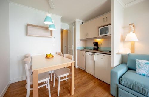 Cannes La Bocca Apartment | Résidence Pierre & Vacances Cannes Verrerie